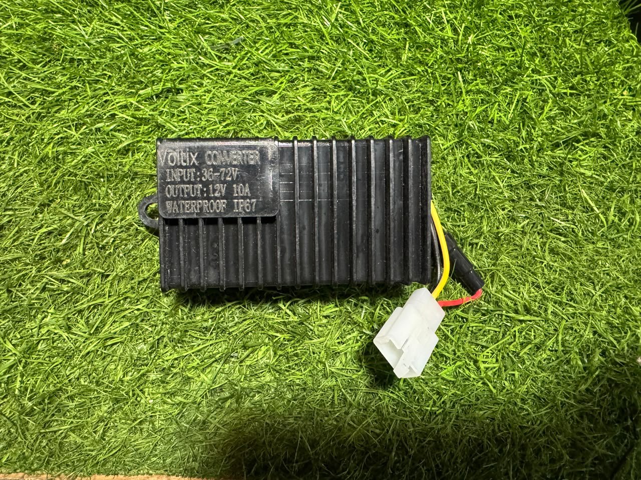 DC CONVERTER 10A WATERPROOF HEAVY